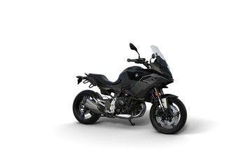 900 XR Triple Black 2026 niskie siedzenie Inchcape Wrocław