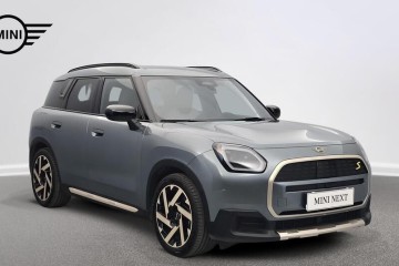 MINI Countryman SE ALL4, elektryczny, automat, rocznik 2025